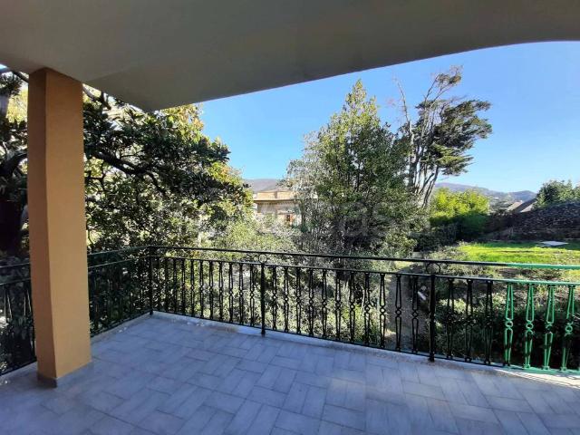 Appartamento in affitto a Rapallo via Privata Macera, arredato, giardino, vista mare TrovaCasa
