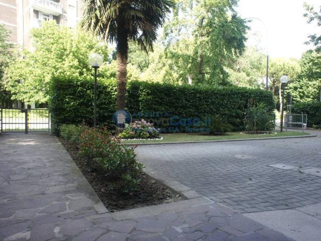 Appartamento in affitto a Ravenna via Michele Pascoli, 36, box, caminetto, ascensore TrovaCasa