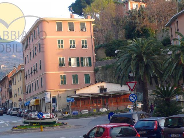 Appartamento in affitto a Recco, Centrale