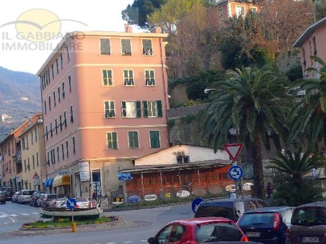 Appartamento in affitto a Recco, Centrale