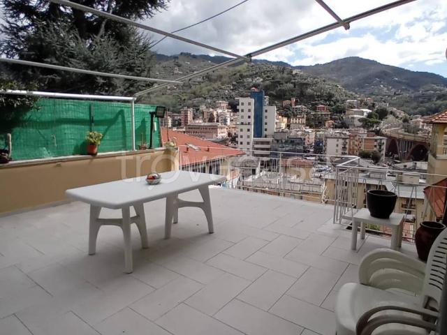 Appartamento in affitto a Recco via Milite Ignoto, arredato, giardino privato, terrazzo TrovaCasa