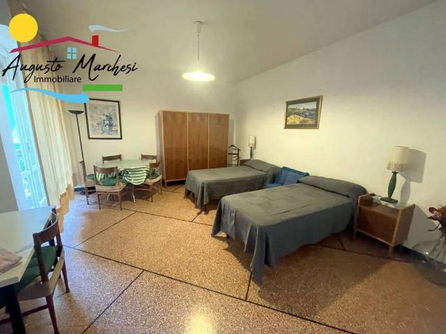 Appartamento in affitto a Recco via Roma, 214
