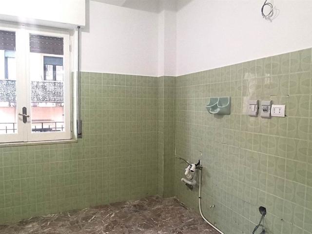 Appartamento in affitto a Reggio di Calabria via del Salvatore 46, ascensore, parzialmente ristrutturato, centrale TrovaCasa