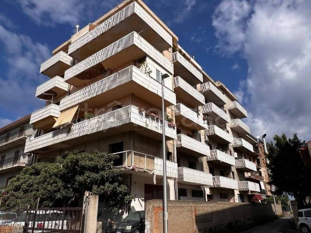 Appartamento in affitto a Reggio di Calabria, Modena San Giorgio Extra