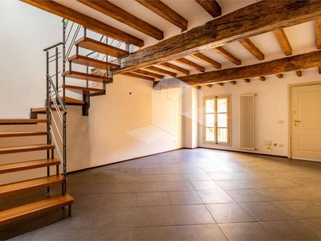 Appartamento in affitto a Reggio Emilia RE