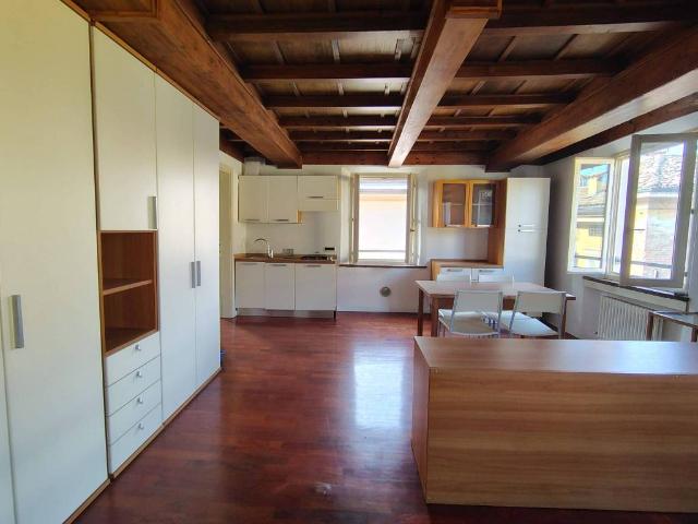 Appartamento in affitto a Reggio Emilia RE