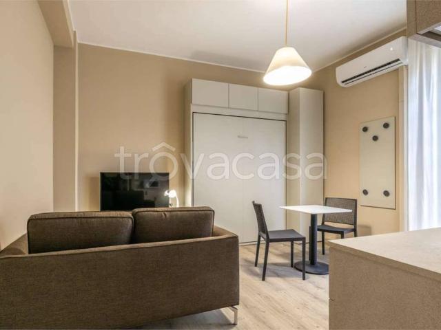 Appartamento in affitto a Reggio nell'Emilia, arredato, piscina, balcone TrovaCasa