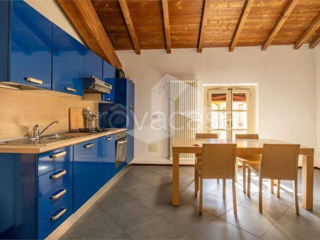 Appartamento in affitto a Reggio nell'Emilia, arredato, travi a vista, centrale TrovaCasa