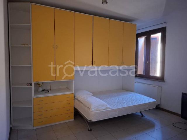 Appartamento in affitto a Reggio nell'Emilia via del Fante, arredato, posto auto, libero subito TrovaCasa