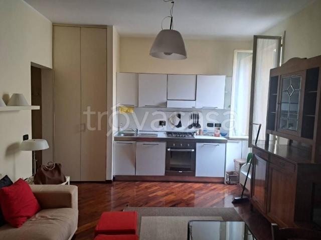 Appartamento in affitto a Reggio nell'Emilia via dell'Abbadessa, arredato, centrale, parquet TrovaCasa