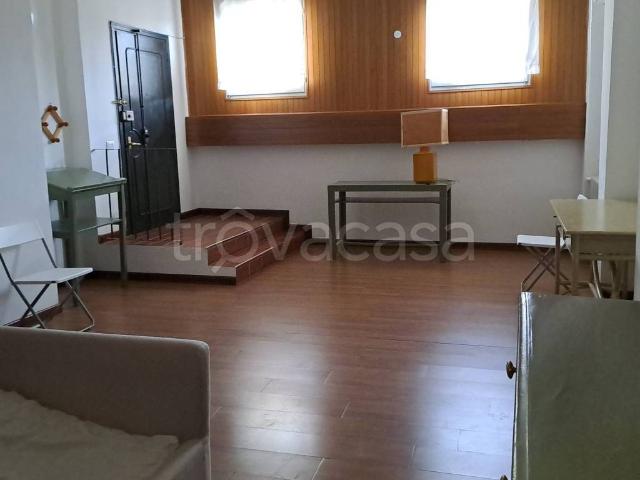 Appartamento in affitto a Reggio nell'Emilia via Guido da Castello, arredato, ascensore, centrale TrovaCasa