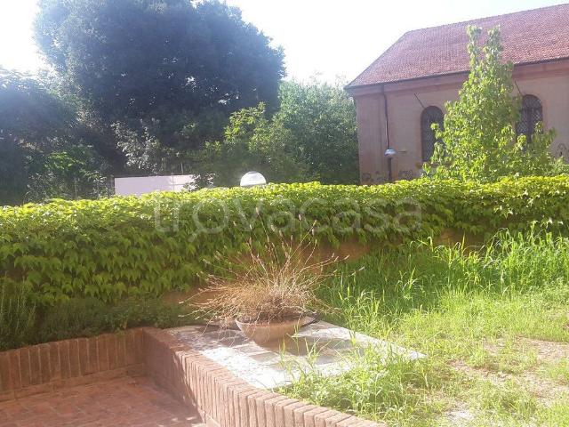 Appartamento in affitto a Reggio nell'Emilia viale Antonio Allegri, arredato, giardino privato, posto auto TrovaCasa