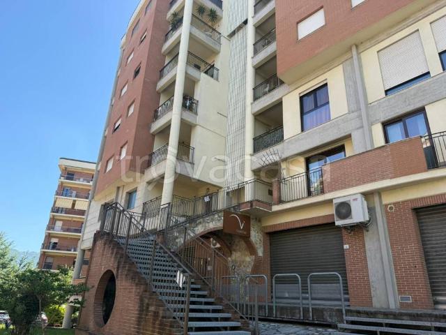 Appartamento in affitto a Rende via Adige, terrazzo, infissi in legno TrovaCasa