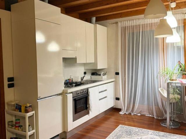 Appartamento in affitto a Rezzato BS