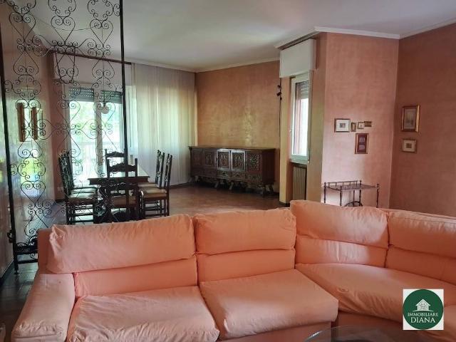 Appartamento in affitto a Rho viale Italia, 17, arredato, terrazzo, cantina TrovaCasa