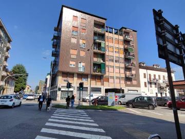 Appartamento in affitto a Rho MI