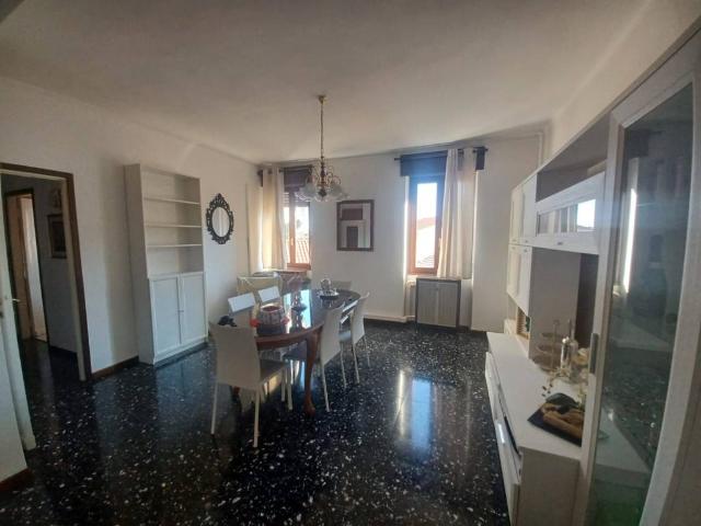 Appartamento in affitto a Rho MI