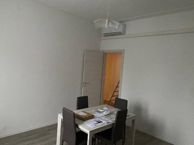 Appartamento in affitto a Rho MI