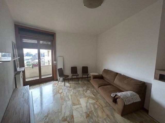 Appartamento in affitto a Rho MI