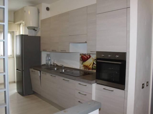 Appartamento in affitto a Rho MI