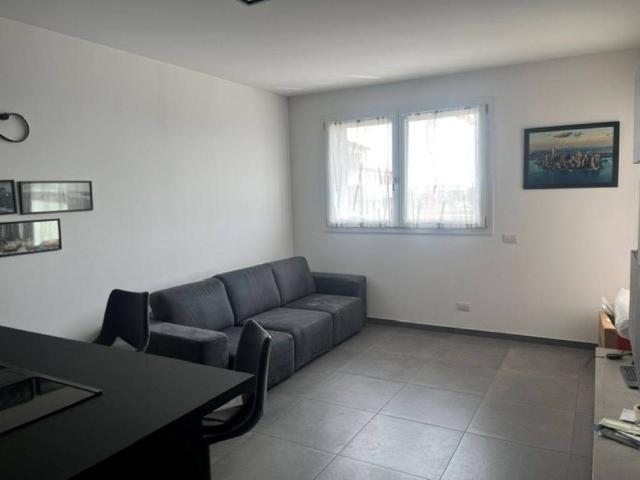Appartamento in affitto a Rho MI