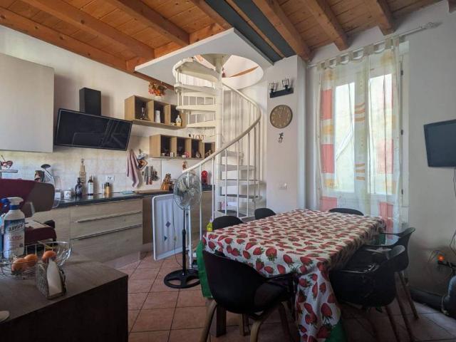 Appartamento in affitto a Rho MI