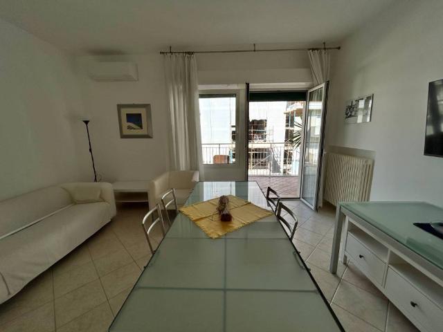 Appartamento in affitto a Riccione RN