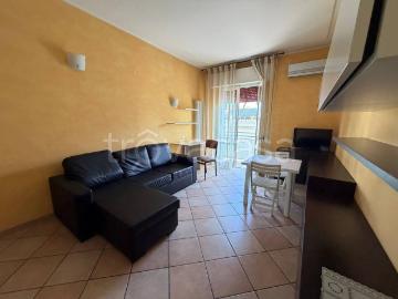 Appartamento in affitto a Riccione viale Antonio Gramsci, 89/1, arredato, posto auto, lungomare TrovaCasa