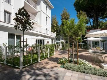 Appartamento in affitto a Riccione viale c. Battisti, 28, 47838 Riccione Rn, Italia, giardino privato, riscaldamento a pavimento, lavatrice TrovaCasa