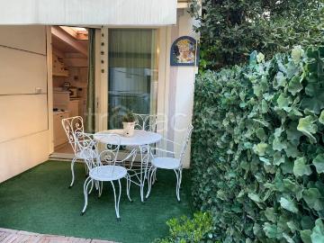 Appartamento in affitto a Riccione viale Francesco Baracca, arredato, lavatrice, aria condizionata TrovaCasa