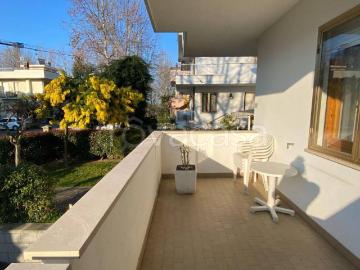 Appartamento in affitto a Riccione viale Gian Lorenzo Bernini, arredato, giardino condominiale, terrazzo abitabile/ampio TrovaCasa