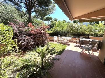 Appartamento in affitto a Riccione viale Rino Molari, arredato, giardino privato, box TrovaCasa