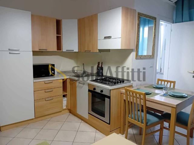 Appartamento in affitto a Rimini via roma, arredato, box, balcone verandato TrovaCasa