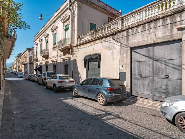 Appartamento in affitto a Riposto CT