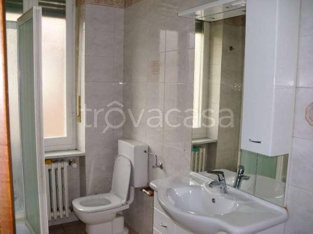 Appartamento in affitto a Rivoli, non arredato/vuoto, giardino privato, box TrovaCasa