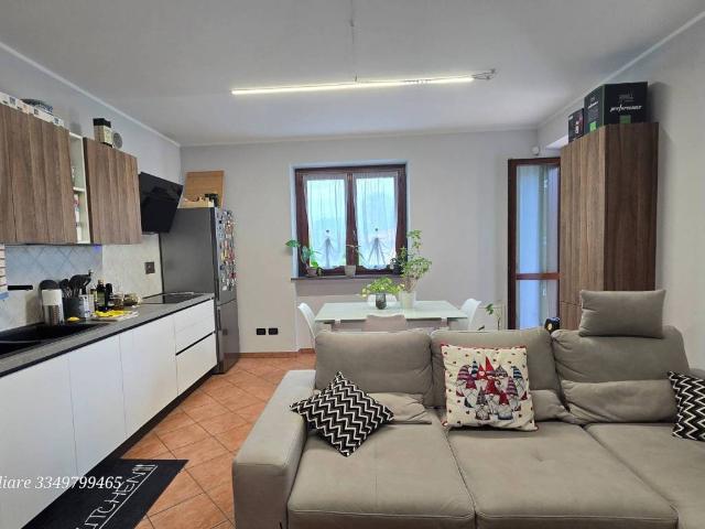 Appartamento in affitto a Rivarolo Canavese TO