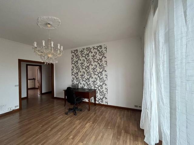 Appartamento in affitto a Rivarolo Canavese TO