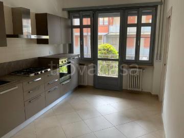 Appartamento in affitto a Rivarolo Canavese via Recrosio, 16, riscaldamento centralizzato, centrale, parquet TrovaCasa