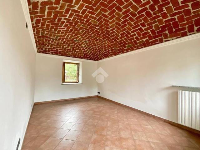 Appartamento in affitto a Rocca Canavese TO