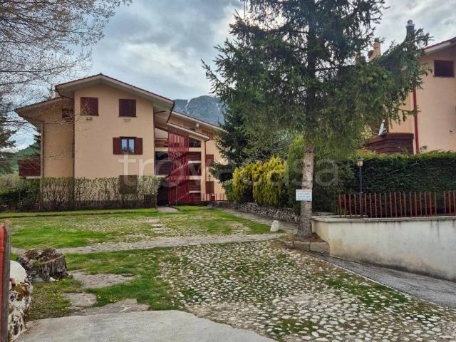 Appartamento in affitto a Rocca di Mezzo via di Pezza, 3A, arredato, giardino privato, angolo cottura TrovaCasa