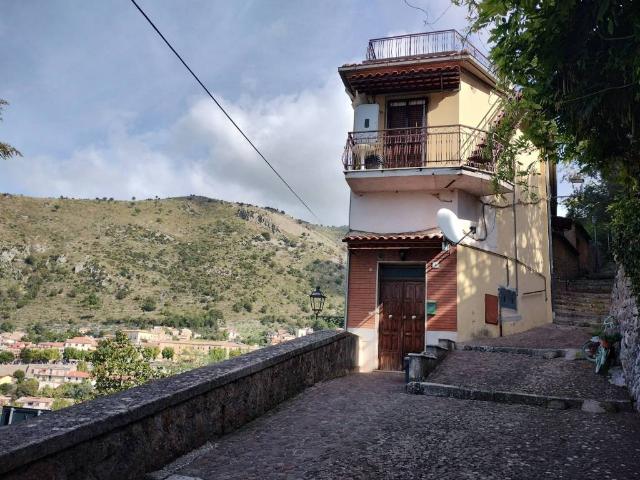 Appartamento in affitto a Roccasecca FR