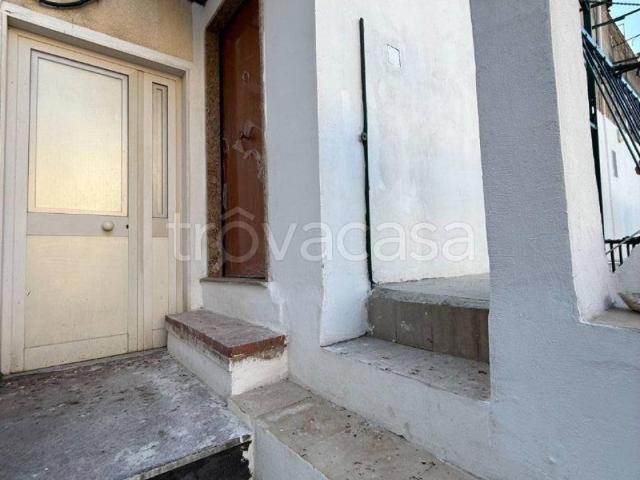 Appartamento in affitto a Roccapiemonte via Carmine Pagano, non arredato/vuoto, luminoso, balcone TrovaCasa