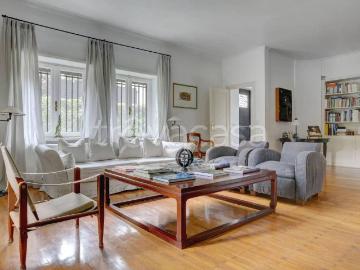 Appartamento in affitto a Roma, arredato, giardino privato, box TrovaCasa