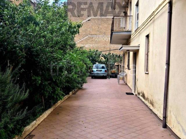 Appartamento in affitto a Roma, arredato, riscaldamento autonomo, buono stato TrovaCasa
