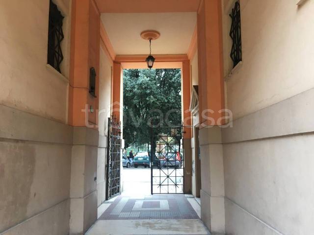 Appartamento in affitto a Roma piazza di Santa Maria Liberatrice, arredato, ascensore, aria condizionata TrovaCasa