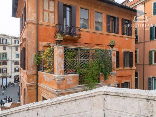 Appartamento in affitto a Roma piazza di spagna, terrazzo, parzialmente arredato, senza ascensore TrovaCasa