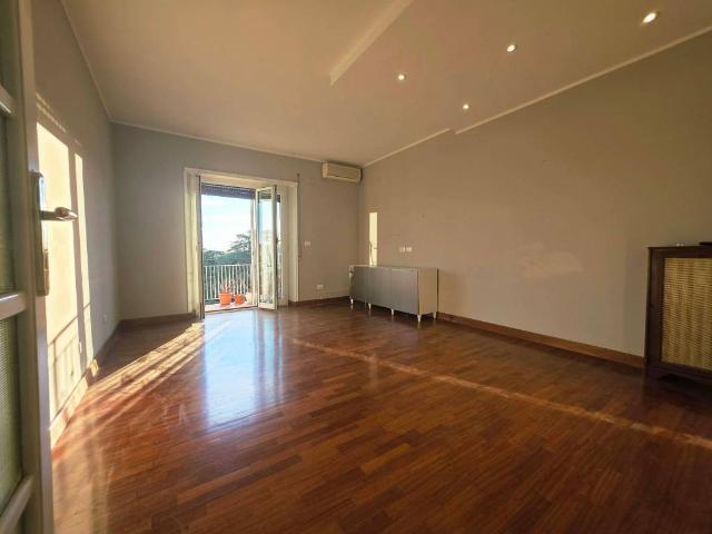 Appartamento in affitto a Roma RM