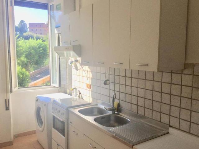 Appartamento in affitto a Roma RM
