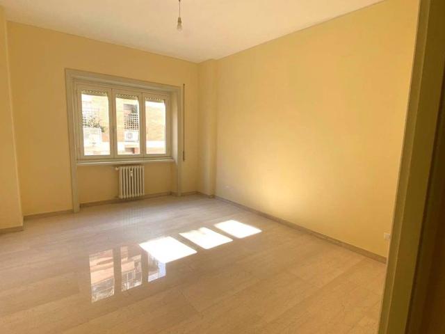 Appartamento in affitto a Roma RM