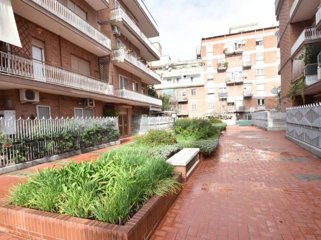 Appartamento in affitto a Roma RM
